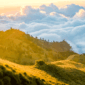 Ilustrasi pendakian Gunung Rinjani, Lombok. Foto: Shutter Stock