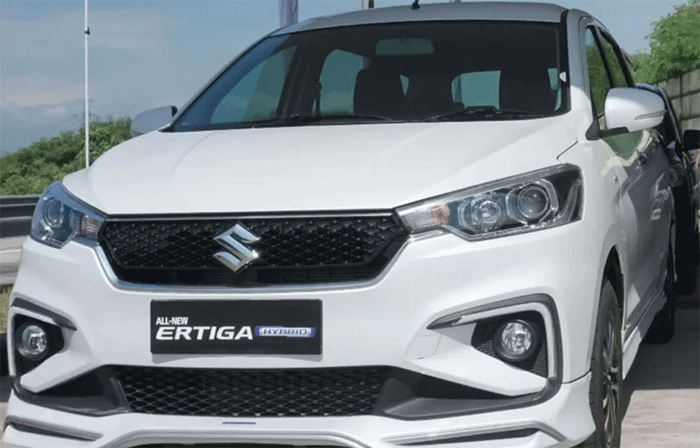 Suzuki Ertiga Hybrid hadir dengan teknologi hemat bahan bakar, fitur lengkap. Foto: istimewa /
