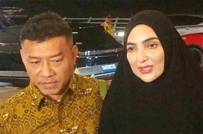 Anang Hermansyah-Ashanty hendak berangkat haji di Bandara Soekarno Hatta, Tangerang. Foto: Dok. Istimewa