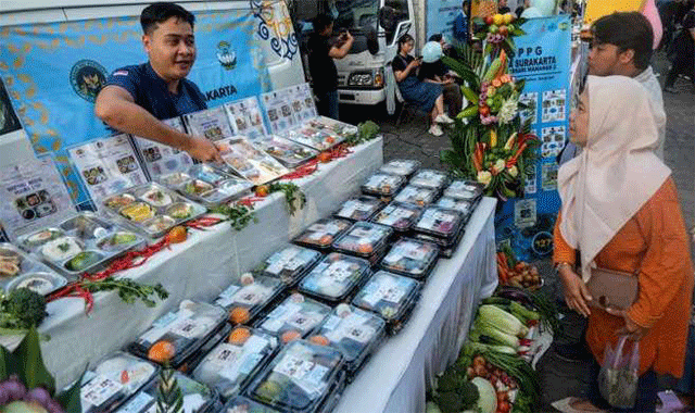 Akui MBG Masih Banyak Kekurangan, Prabowo Klaim Tutup 3.000 Dapur
© Maulana Surya:ANTARA FOTO