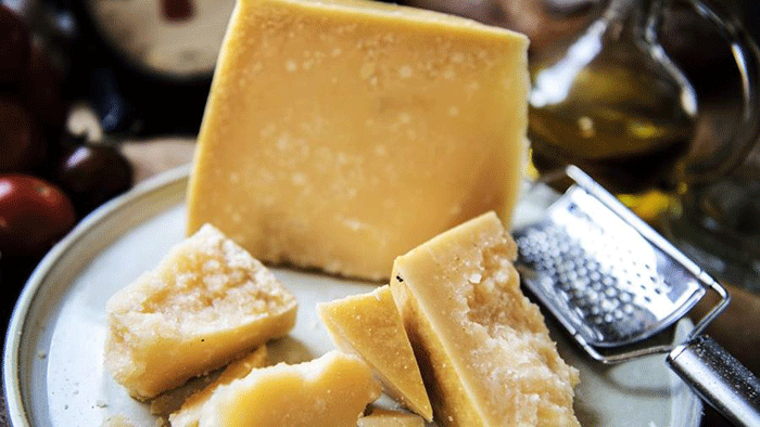 Foto: Ilustrasi Keju Parmigiano. (Dok. rawpixel.com / Rob/rawpixel.com / Rob via Freepik)