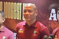 Pelatih Timnas U20 Indonesia, Nova Arianto.( poto : KOMPAS.com/Pratama Yudha)
