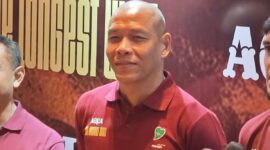 Pelatih Timnas U20 Indonesia, Nova Arianto.( poto : KOMPAS.com/Pratama Yudha)
