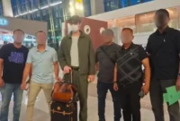 Kejaksaan Agung menangkap buronan kasus penipuan bisnis batu bara Richard Arief Muljadi di Bandara Soekarno-Hatta.( poto : kompas.com )