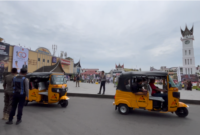Bajaj-Maxride, resmi beroperasi di kota Bukittinggi.( poto : padangkita.com )