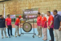 Direktur Utama PT Semen Padang Pri Gustari Akbar secara resmi membuka Kejuaraan Nasional (Kejurnas) Junior Tenis TDP IMTC–Semen Padang Cup 2026 di lapangan tenis outdoor PT Semen Padang.( padangkita.com )
