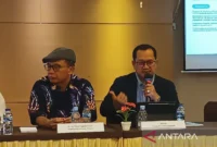 Wakil Ketua Bidang Ketenagakerjaan, Dewan Pimpinan Nasional (DPN) Apindo Darwoto memberi keterangan kepada media di Jakarta, Selasa (23/6/2026).( poto : ANTARA )