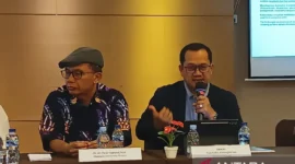 Wakil Ketua Bidang Ketenagakerjaan, Dewan Pimpinan Nasional (DPN) Apindo Darwoto memberi keterangan kepada media di Jakarta, Selasa (23/6/2026).( poto : ANTARA )