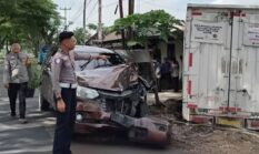 Kecelakaan Beruntun di Jalinsum Solok, Mobil Box Hantam Xenia dan Rumah Warga