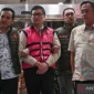 Penyidik Jampidsus menetapkan Lima orang tesangka dalam kasus dugaan korupsi tata kelola program Makan Bergizi Gratis (MBG) di Badan Gizi Nasional (BGN) periode 2025–2026.( poto : ANTARA )