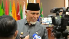 Gubernur Sumatera Barat (Sumbar), Mahyeldi Ansharullah. ( poto : padangkita.com )