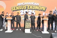 Gubernur Sumbar Mahyeldi Ansharullah saat menghadiri Pencanangan Sensus Ekonomi (SE) 2026 Provinsi Sumbar bersama Wakil Kepala BPS RI, Sonny Harry Budiutomo Harmadi.( poto : padangkita.com )