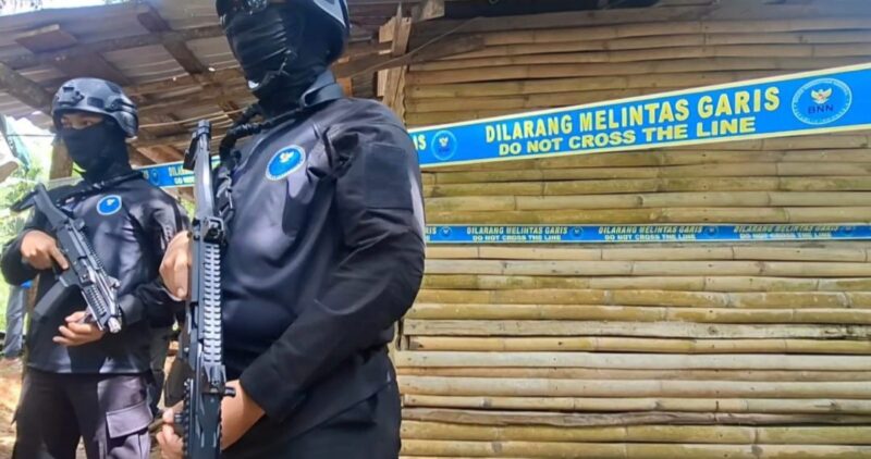 BNN RI membongkar laboratorium gelap sabu di Padang.(Poto : infosumbar.net)