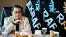 Menteri Ekonomi Kreatif (Ekraf), Teuku Riefky Harsya.( poto : padangkita.com )