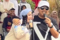 Wakil Gubernur Sumatera Barat Vasko Ruseimy hadir langsung dalam festival yang digelar pada Minggu (21/6/2026).( poto : sumbarkita.com )