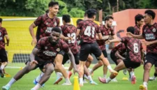 Pemain Semen Padang FC saat sesi latihan beberapa waktu lalu( poto : langgam.id )