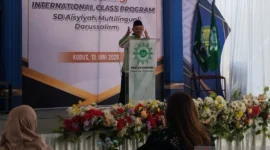Mendikdasmen Abdul Mu'ti di Desa Getassrabi, Kecamatan Gebog, Kabupaten Kudus, Jawa Tengah, Sabtu (13/6/2026). ( poto : ANTARA/Akhmad Nazaruddin Lathif )
