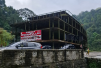Salah satu bangunan yang terletak di kawasan Lembah Anai.( poto : langgam.id )