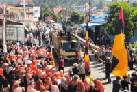 Penyambutan Tiang Karamentang di Rio Mendiho