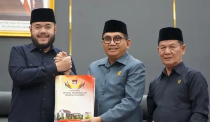 Pemko dan DPRD Padang menyepakati Perubahan KUA-PPAS APBD 2026 senilai Rp3,21 triliun untuk mendukung berbagai program prioritas pembangunan.