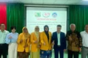 Tim dosen FIS Universitas Negeri Padang melakukan riset internasional tentang ekowisata halal bersama komunitas Muslim Cham di An Giang, Vietnam.( poto : padek.jawapos.com )