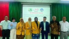 Tim dosen FIS Universitas Negeri Padang melakukan riset internasional tentang ekowisata halal bersama komunitas Muslim Cham di An Giang, Vietnam.( poto : padek.jawapos.com )