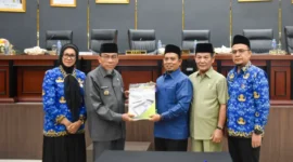 Dewan Perwakilan Rakyat Daerah (DPRD) resmi mengesahkan Perubahan APBD Kota Padang untuk tahun anggaran 2026.(poto: kabarsumbar.com)