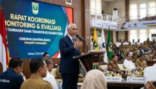 Gubernur Sumbar sebut stok Bio Solar aman. Masalah utama terletak pada kendala distribusi dan penyalahgunaan barcode di SPBU.(Ilustrasi poto: AI).