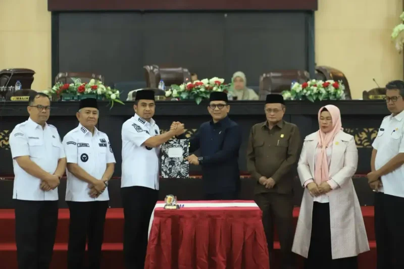 Lembaga legislatif ini resmi menyetujui Ranperda Pertanggungjawaban APBD 2025 untuk ditetapkan menjadi Peraturan Daerah.(poto: kabarsumbar.com).