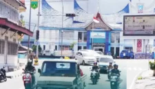 Pemkot Padang Panjang resmi mengembalikan sistem lalu lintas dua arah di Jalan Jenderal Sudirman mulai Rabu, 22 Juli 2026.(poto: kabarsumbar.com).