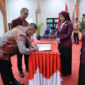 Wali Kota Sungai Penuh Alfin SH menghadiri agenda pelantikan pengurus DPD PPNI Sungai Penuh periode 2026-2031 di ruang aula utama pada Sabtu, 25 Juli 2026.(poto: prokopim).