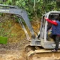 Alat berat yang diamankan Timsus Ditreskrimsus Polda Sumbar bersama dua operator yang melakukan penambangan emas secara ilegal di Sangir Batang Hari, Solok Selatan.(poto: padangkita.com).