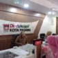 Suasana pelayanan di Disdukcapil Kota Padang.(poto: padangkita.com).