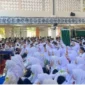 GAIA Dental Clinic menggelar GAIA Goes to School di SMAN 1 Padang. Tim dokter memberikan pemeriksaan gratis dan edukasi kamera intraoral.(poto: padangkita.com)