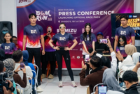 Panitia Blue Ocean Minang (BOM) Run 2026 resmi meluncurkan Official Race Pack dalam kegiatan Press Conference yang digelar di Emado's, Padang.( padangkita.com).