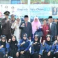 Wakil Wali Kota Padang, Maigus Nasir, berfoto bersama usai memimpin Upacara Peringatan Gugurnya Pahlawan Nasional Bagindo Aziz Chan ke-79 di Lapangan Upacara Balai Kota Aie Pacah.(poto: padangkita,com).