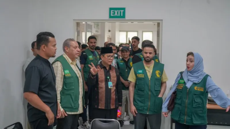 Kunjungan delegasi King Salman Humanitarian Aid and Relief Center (KSrelief) dan Muslim World League (MWL) ke RS M Djamil.(poto: padangkita.com).