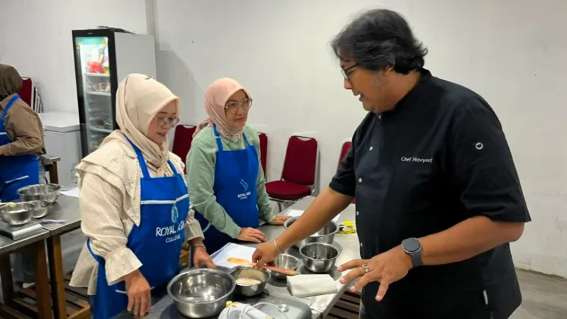Pelatihan Produk Turunan Kopi Bantjah yang diselenggarakan oleh PT Semen Padang.(poto: padangkita.com)