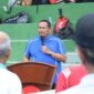 Wako Pariaman, Sumbar Yota Balad saat membuka Pertandingan Tenis Eksekutif Kota Pariaman 2026 di Pariaman. (poto: radarsumbar.com).