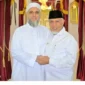 Gubernur Sumbar Mahyeldi Ansharullah bersama ulama dan pakar syariah asal Suriah, Syekh Abdul Al-Razzaq An-Najm.(poto: padangkita.com).