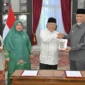 Gubernur Sumbar Mahyeldi Ansharullah saat menghadiri penyerahan hibah buku sastra klasik Tamil dari Pemerintah Tamil Nadu.(poto: padangkita.com).
