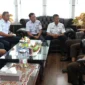 Pertemuan jajaran KAI Divre II Sumbar dengan Kajari Bukittinggi. (poto: radarsumbar.com).