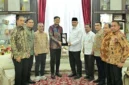 PTPN IV PalmCo memperkuat sinergi kelembagaan dengan Pemprov Sumbar guna mendorong pertumbuhan ekonomi daerah dan menjaga iklim perkebunan.(poto: radarsumbar.com).