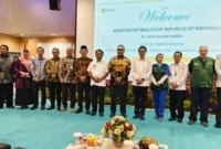 Arry Yuswandi bersama Menteri Kesehatan (Menkes), Budi Gunadi Sadikin dan pejabat terkait dalam acara pembukaan kegiatan Proctorship Kasus Kardiovaskular Pediatrik di RSUP Dr. M. Djamil Padang, Kamis (30/7/2026).(poto: padangkita.com).