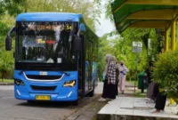 Bus Trans Padang Koridor VI yang melayani masyarakat rute Pasar Raya - Kampus Unand, Limau Manis.(poto: padangkita.com).