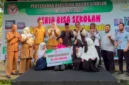 Program Beasiswa Ceria Bisa Sekolah (CBS), lembaga pengelola zakat karyawan PT Semen Padang.(poto: padangkita.com).