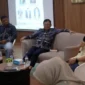 Yose Hendra, membeberkan kondisi geografis wilayah Sumatra Barat dalam diskusi kebencanaan di Universitas Andalas, Padang, Rabu (22/7/2026).(poto: padangkita.com).