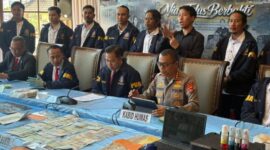 Sindikat Pemalsu STNK di Mataram Diringkus Polda NTB, Residivis 'Suhu' Pemalsuan Kembali Masuk Bui.(poto: radarntb.com).