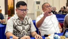 Wakil Ketua Komisi VI DPR RI Andre Rosiade memaparkan capaian penting tersebut dalam konferensi pers di Kota Padang pada Jumat (24/7/2026).(poto: radarsumbar.com).