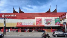 Budiman Swalayan Hadirkan Beragam Promo pada HJK Padang ke-357.(poto: padangkita.com).